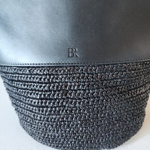 Banana Republic Bucket/Crossbody "LIKE NEW" - Picture 4 of 16